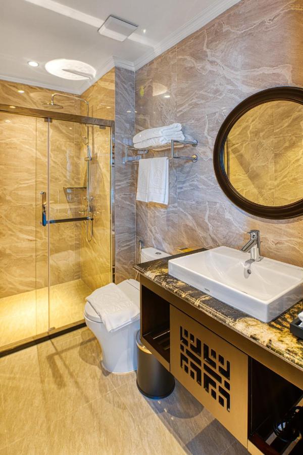 The Almin Hotel Ha Long Exterior photo